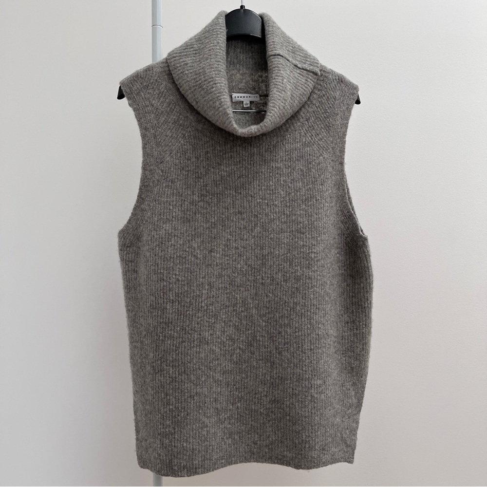 Aritzia Community Topeka cowl neck wool yak sleeveless sweater L grey soft cozy